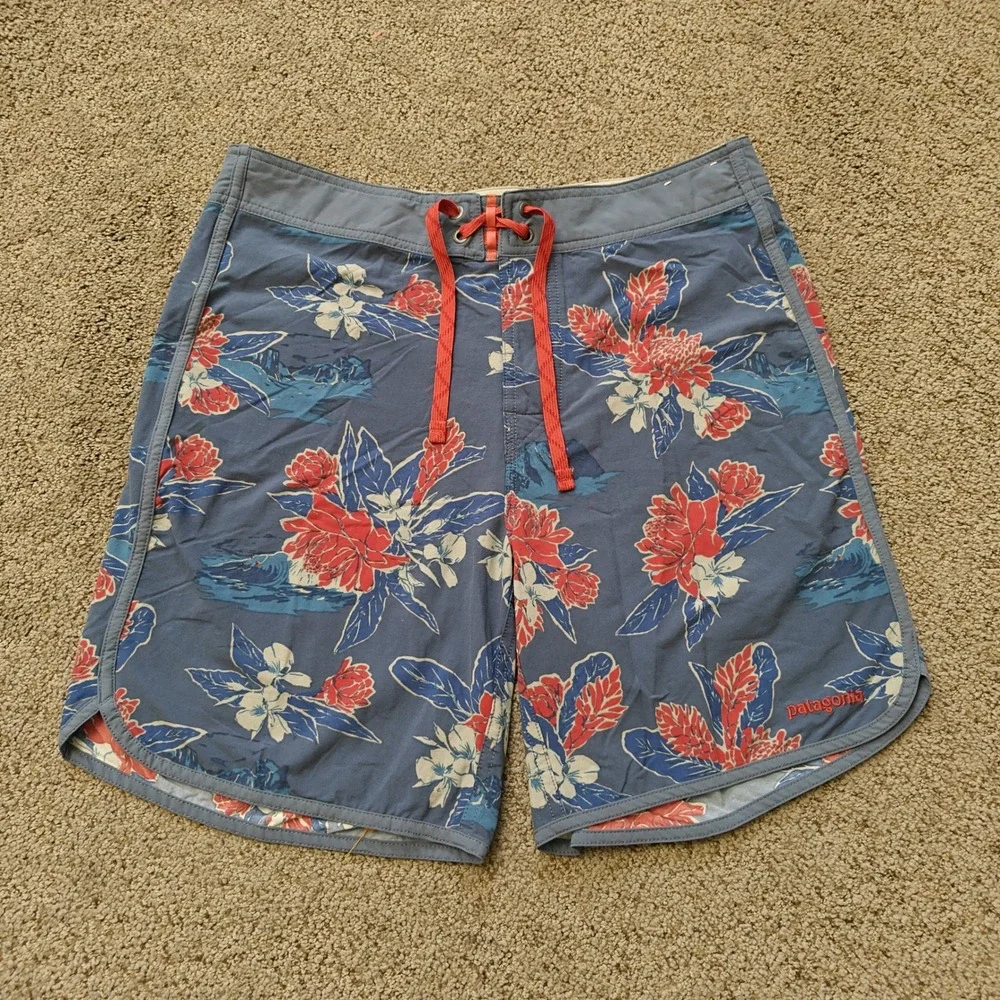 Patagonia‎ Mens 32 Board Shorts Blue Floral Tropical Scalloped Hem Stretch Swim